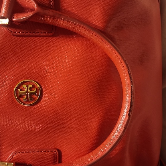 Tory Burch Dark Salmon Leather Robinson Midi Satchel - Picture 8 of 16